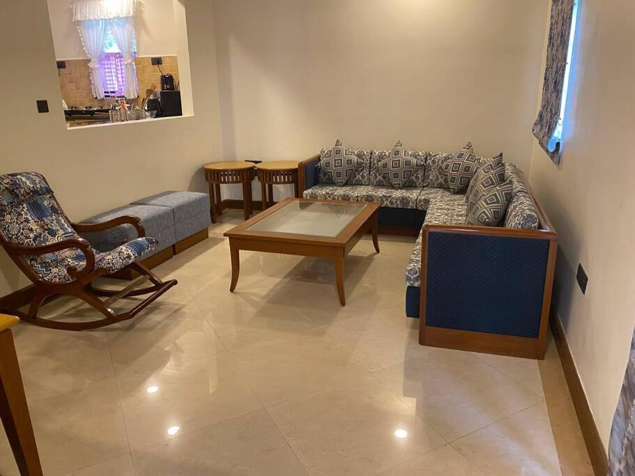 1 Bhk Luxury Beachside Homestay In South Goa Betalbatim Exterior photo