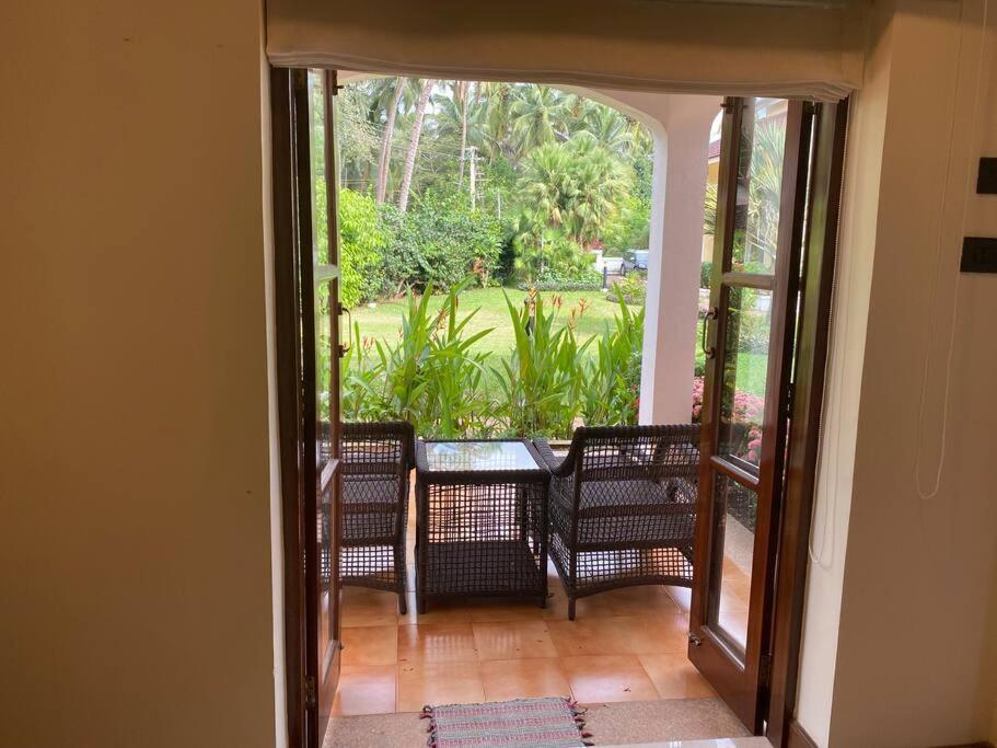1 Bhk Luxury Beachside Homestay In South Goa Betalbatim Exterior photo